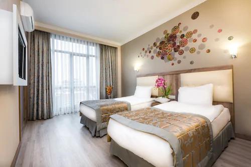 Fatih Hotel Corner — 2