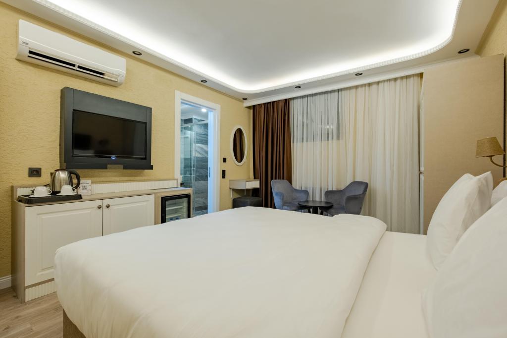 Frt Airport Hotel — 10