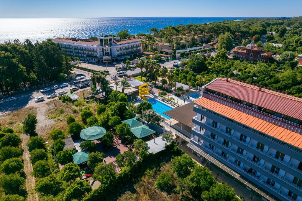 Grand Hotel Derin — 1