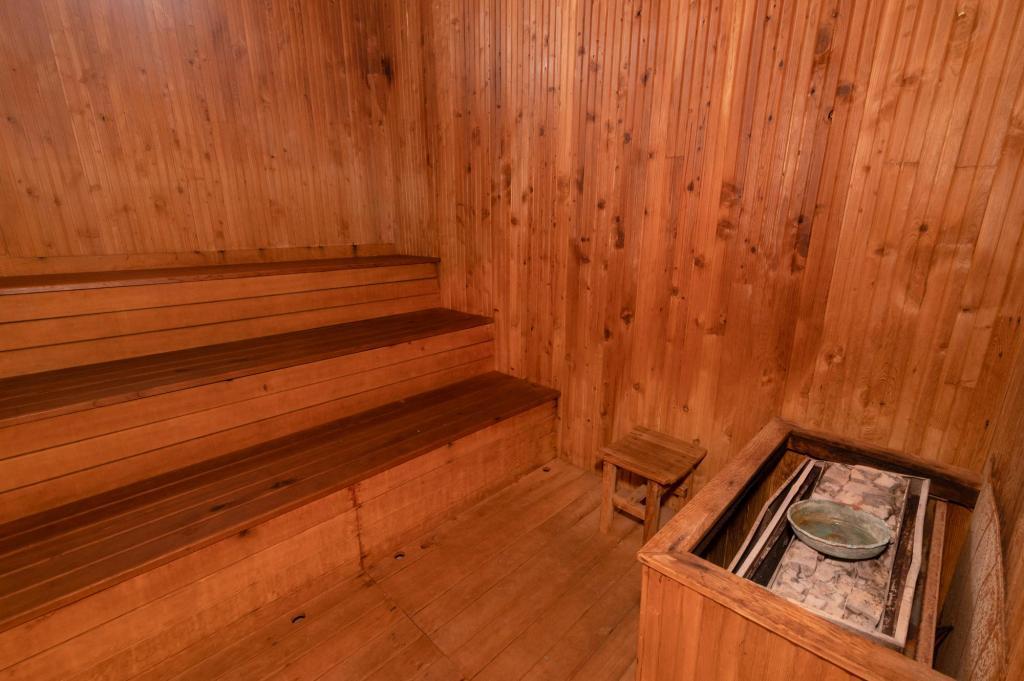Grand Hotel Derin — 4