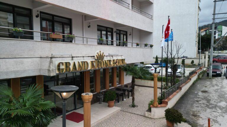 Grand Krone Hotel — 10