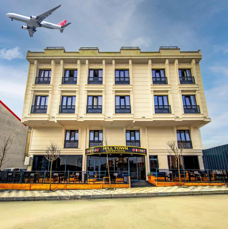 Hilltown Airport Hotel