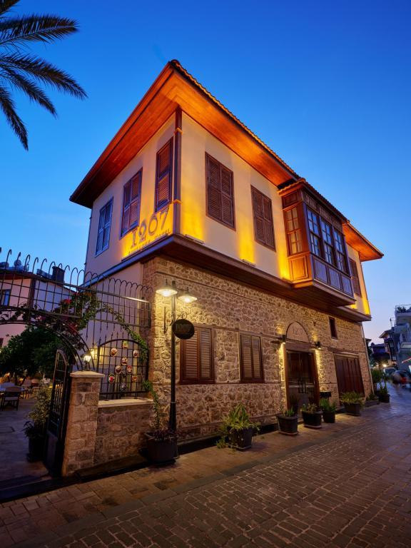 Hotel 1207
