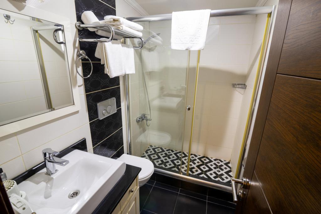 K Suites Hotel — 6