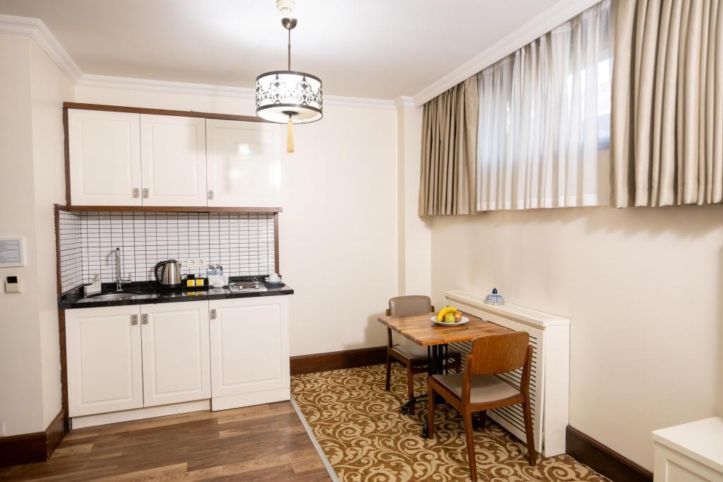 K Suites Hotel — 8
