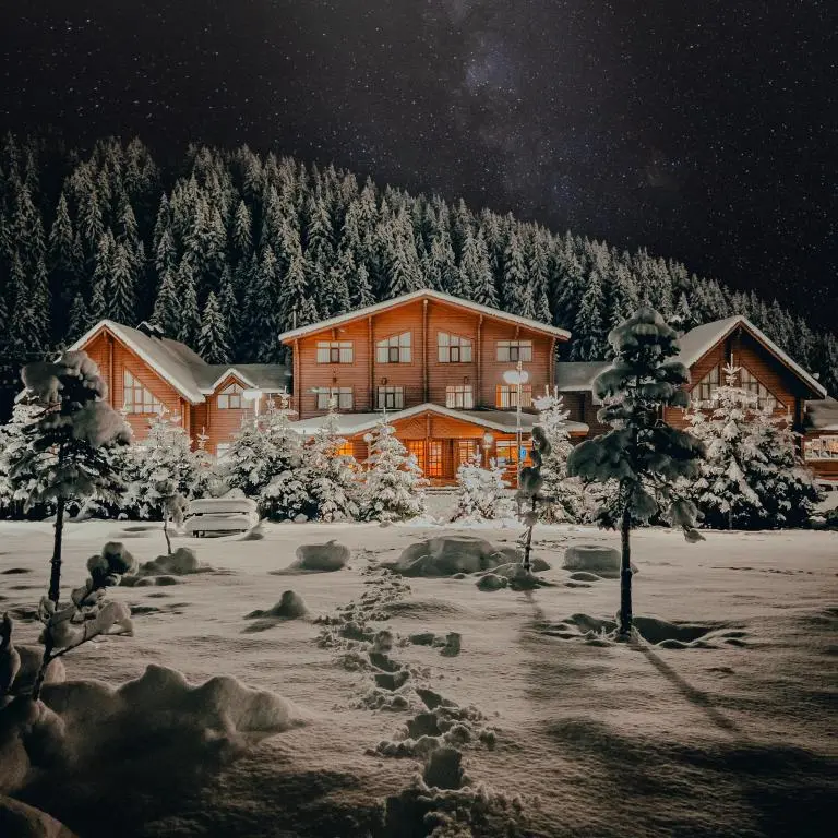 Kümbet Dağ Evi