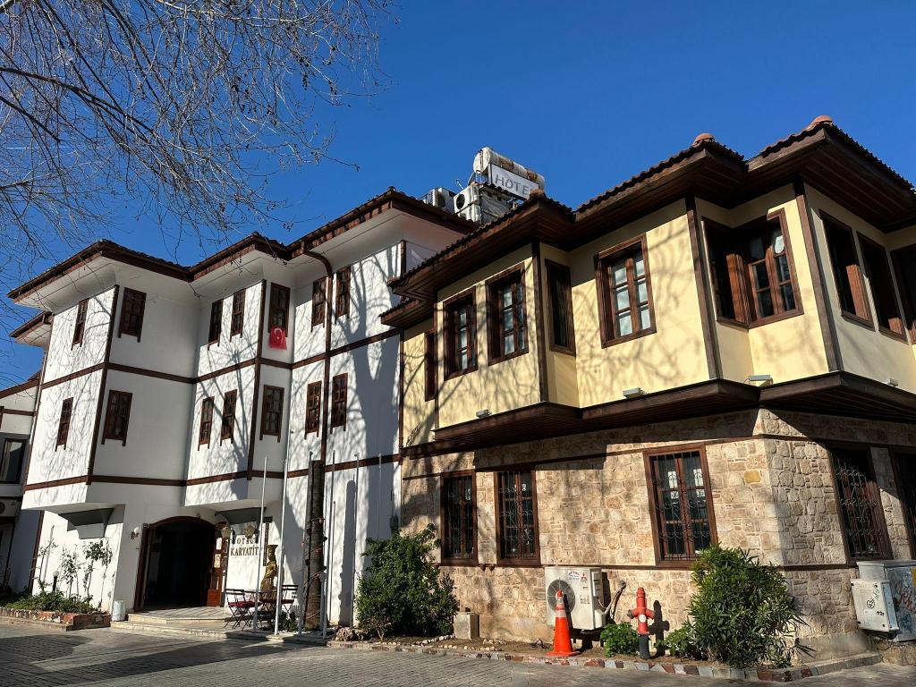 Karyatit Hotel Kaleiçi