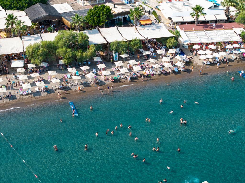 Kefi Beach & Suites