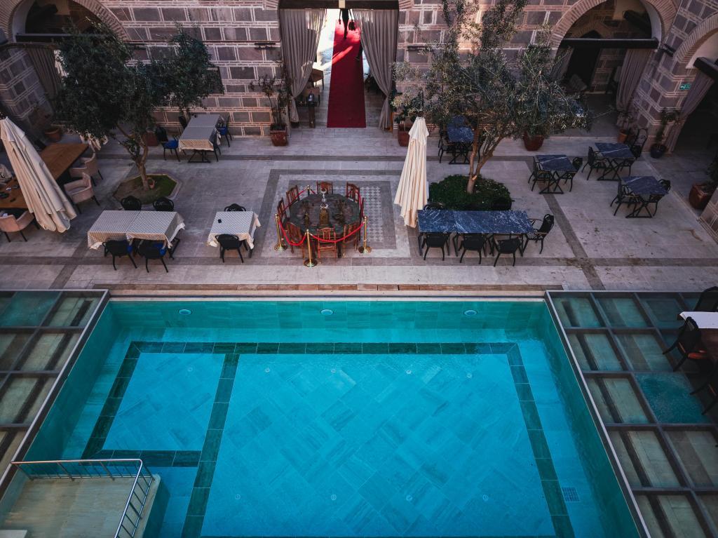 Kervansaray Antique Hotel Çeşme — 3