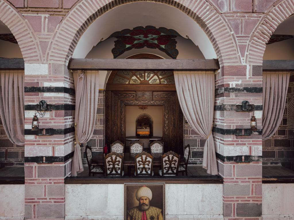 Kervansaray Antique Hotel Çeşme — 6
