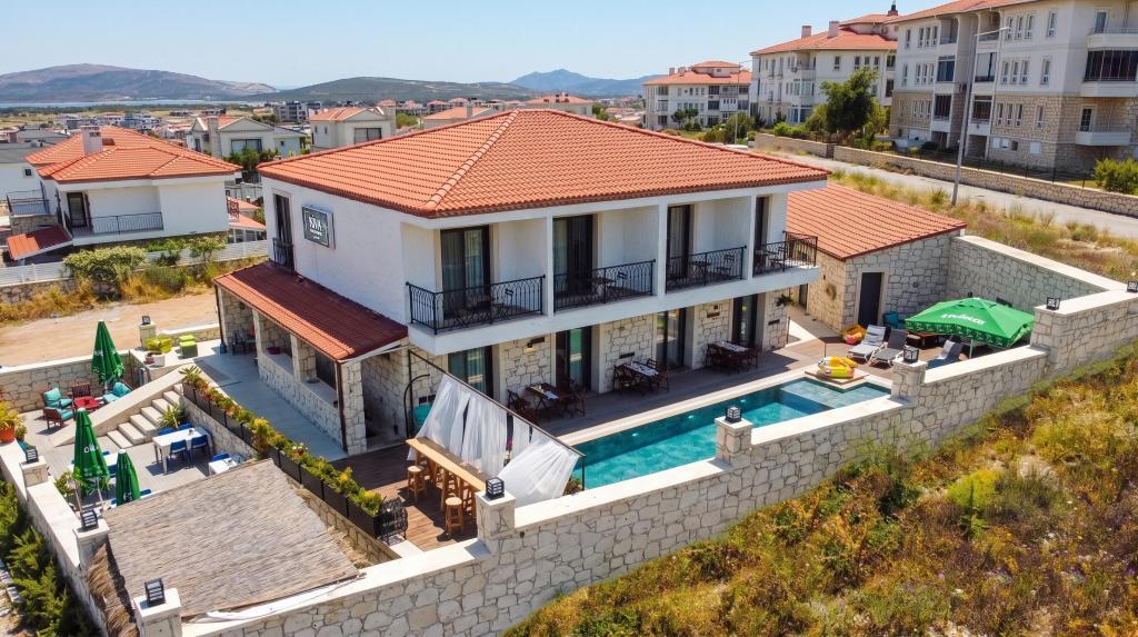 Kiva Alaçatı Hotel By Amarillo +12