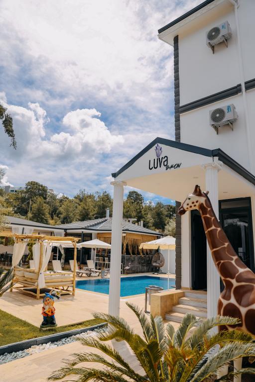 Luva Otel