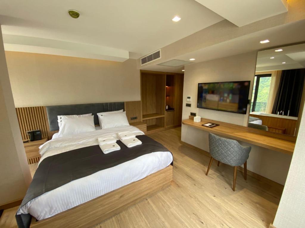 Ladur Resort Hotel — 3