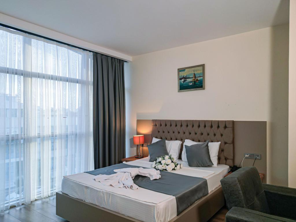 Lara Street Hotel — 7