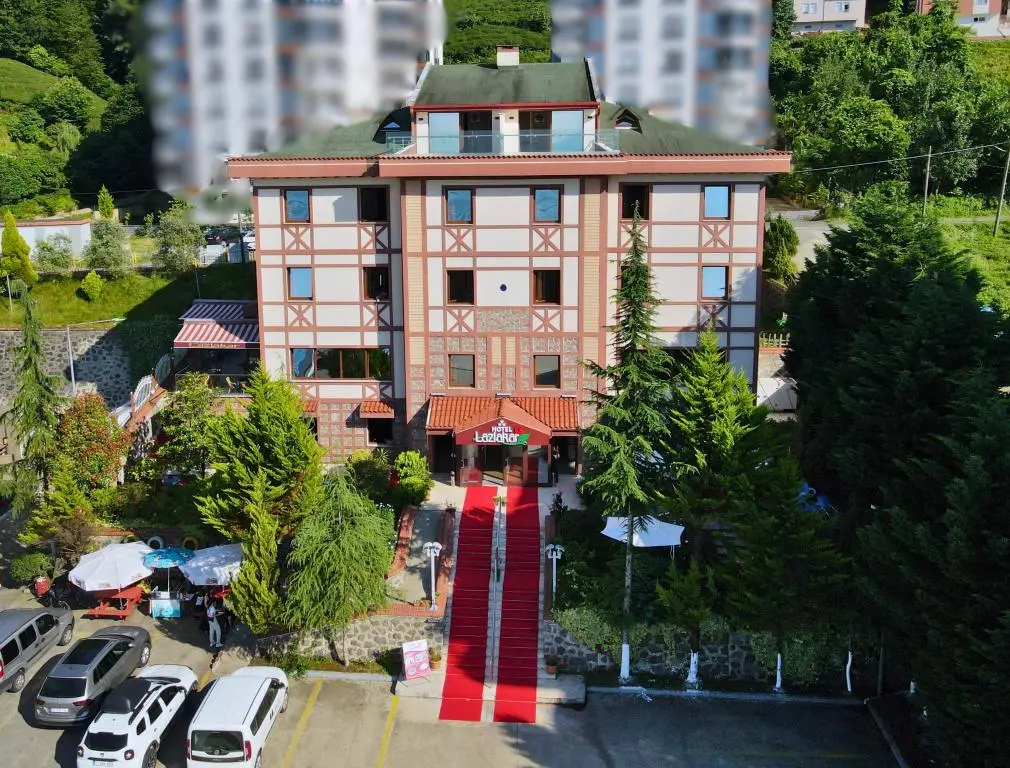 Lazlakar Hotel