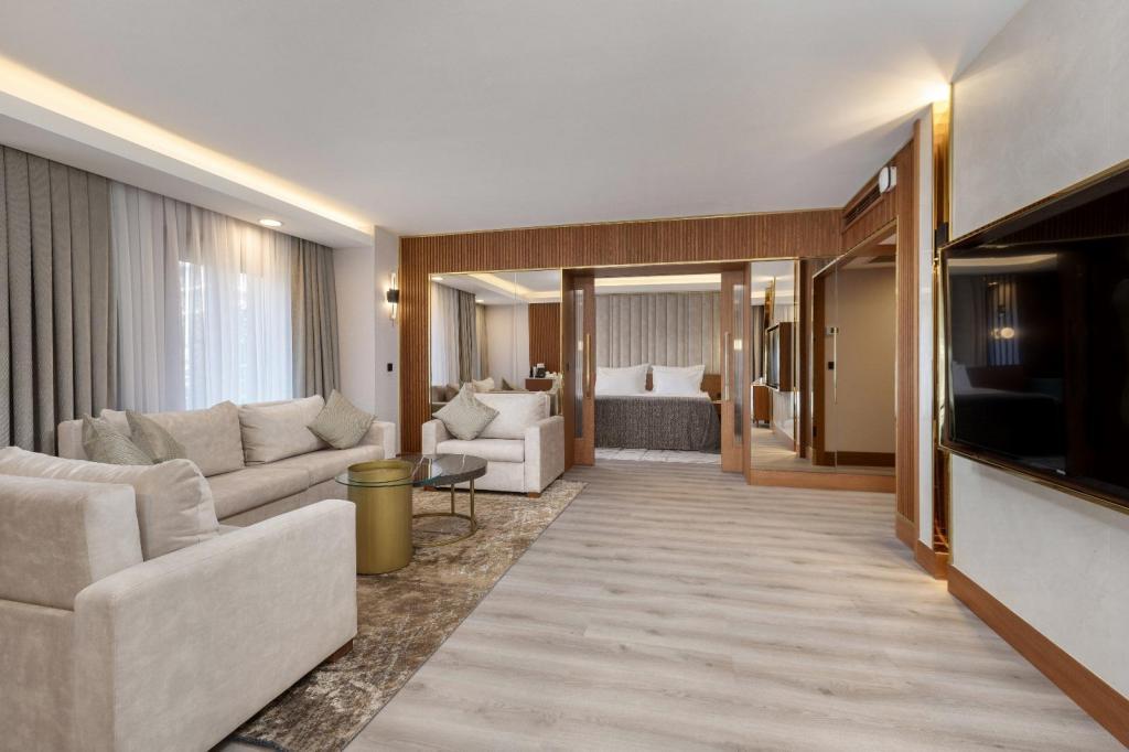 Limak Ambassadore Hotel — 4