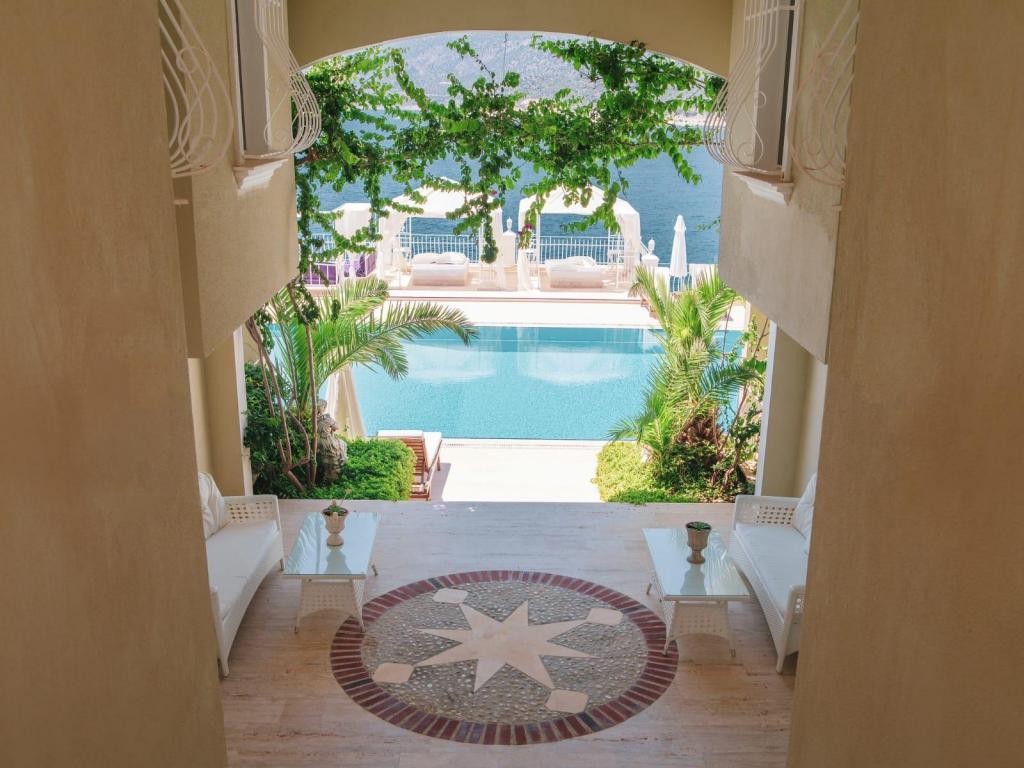 Lukka Exclusive Hotel — 4