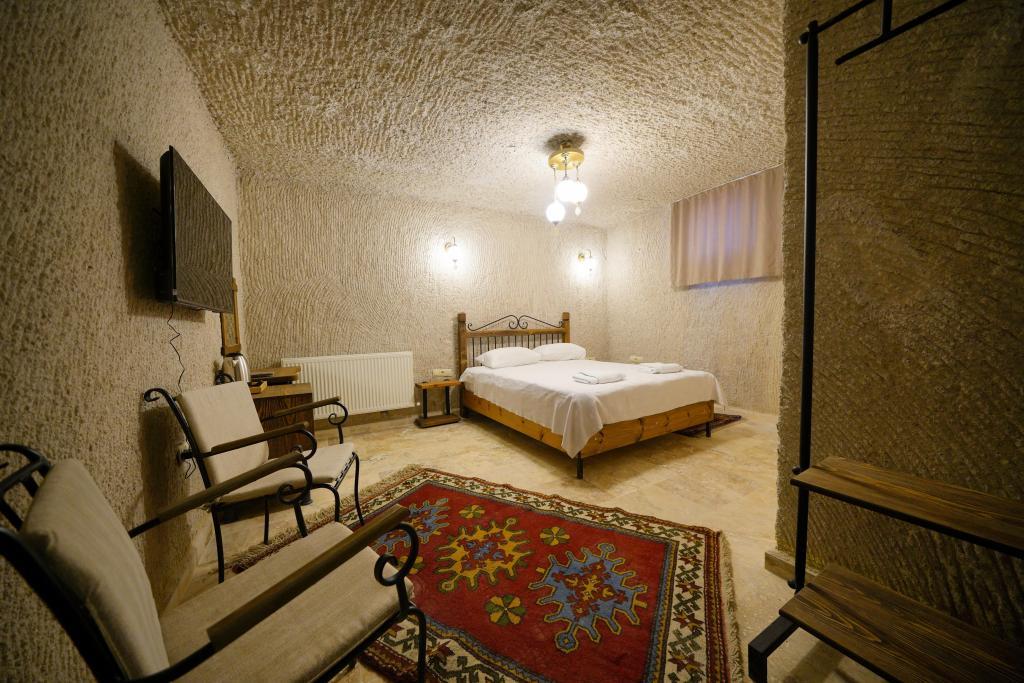 Nirvana Cave House