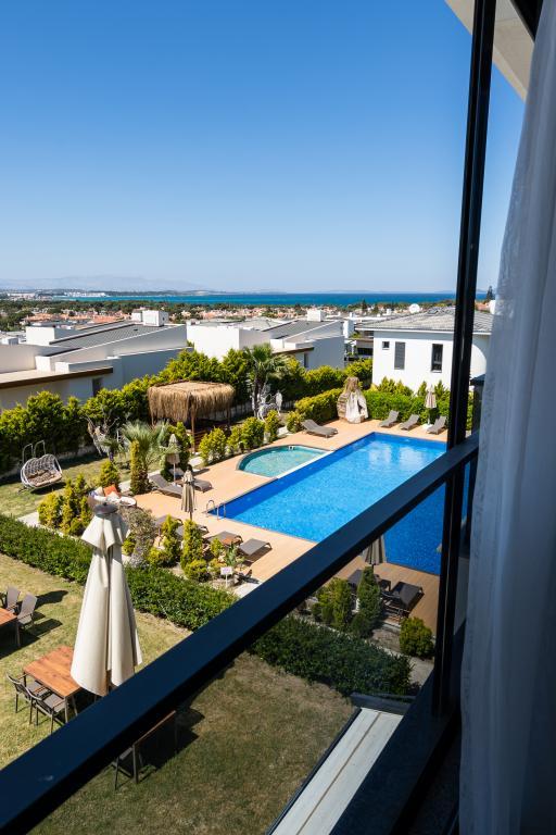 No 48 Alaçatı Boutıque Hotel (+12)