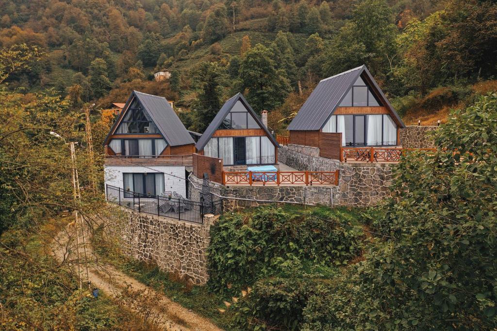 North Suit Dağ Evi