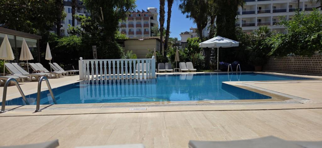 Palmen Apart Hotel — 4