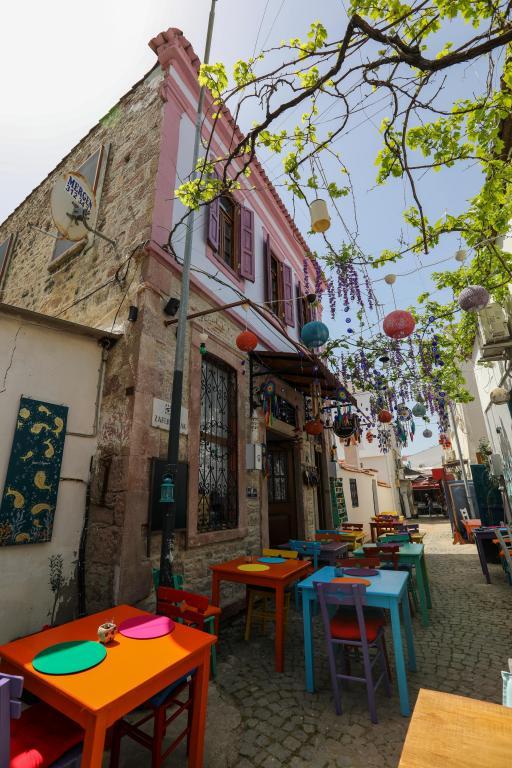 Pera Otel Cunda