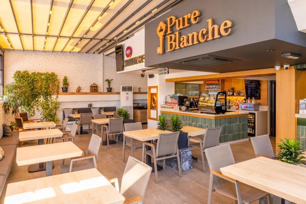 Pure Blanche Hotel — 2
