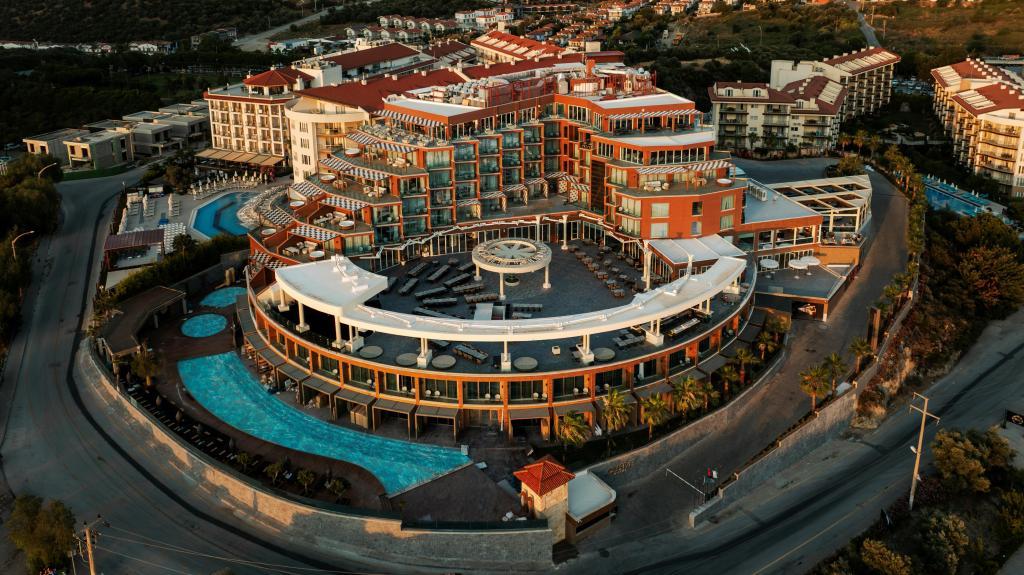 Qlusive Hotel Kuşadası (Adults Only +12)