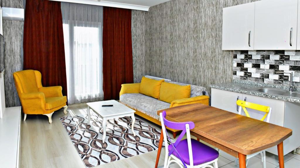 Quars Suit Hotel — 7