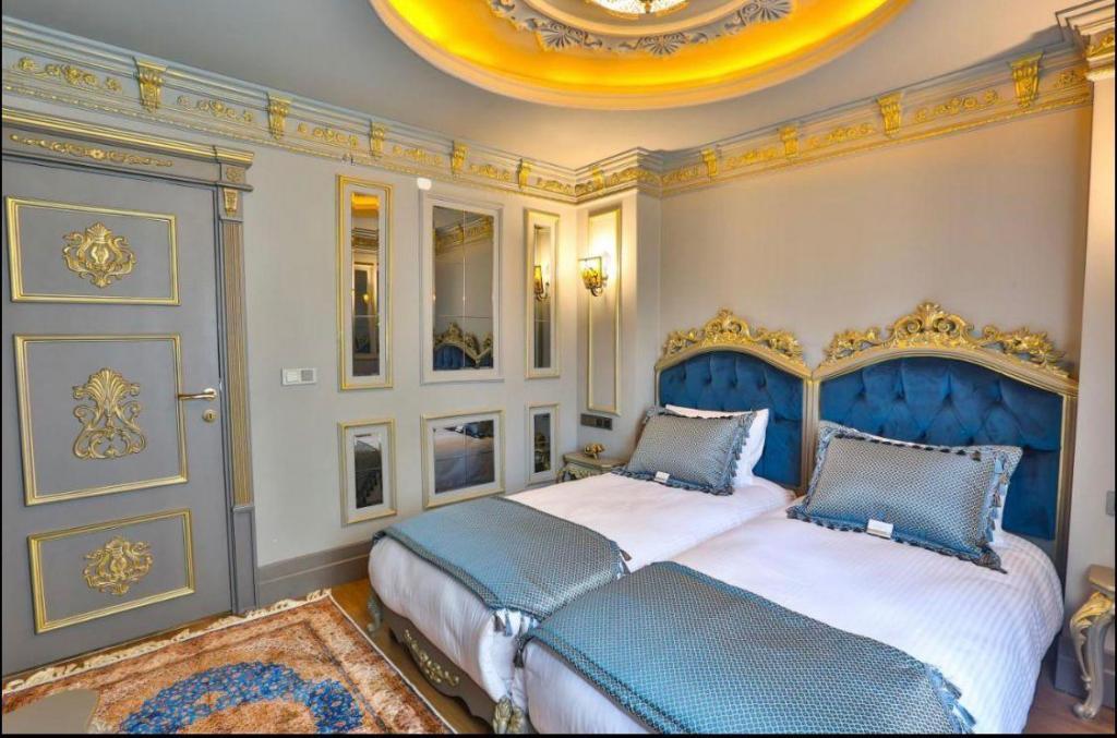 Real King Suite Hotel — 5