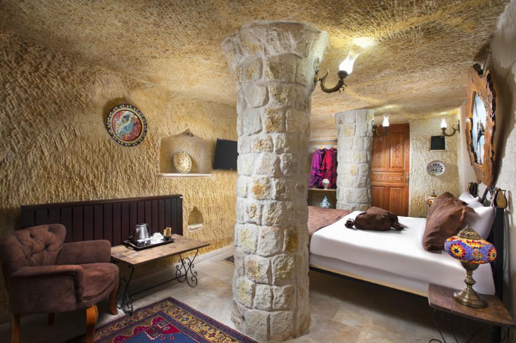 Romantic Cave Hotel — 10