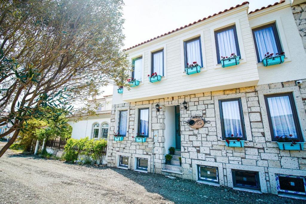 Sisu Bozcaada