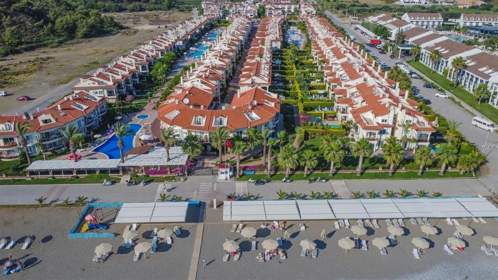 Sunset Beach Club Lebrentals