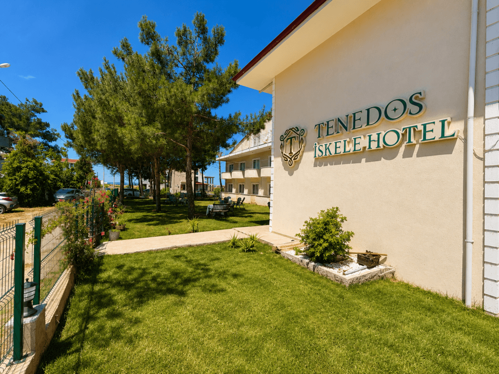 Tenedos İskele Hotel