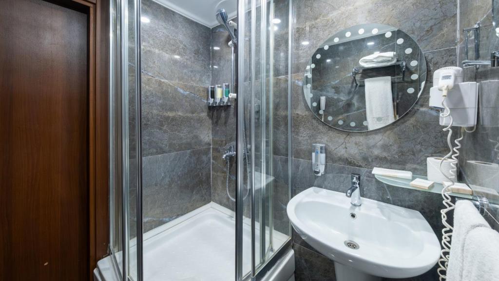 Teymur Continental Hotel & Convention Center — 6