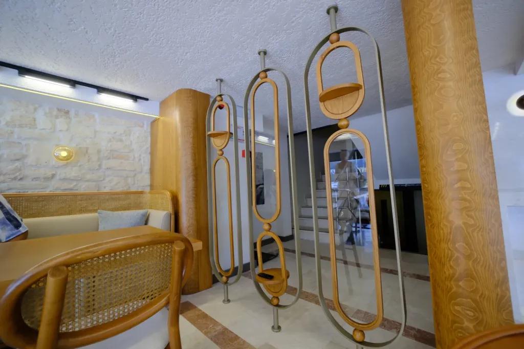 The Rizon Hotel — 9