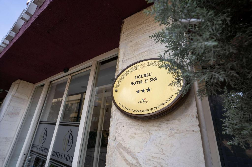 Uğurlu Hotel — 4