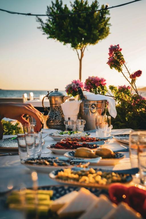 Uras Beach Hotel — 5