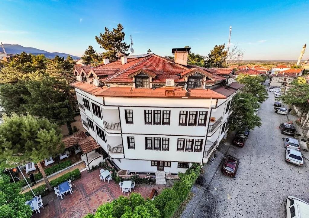 Uz Hotel Premium
