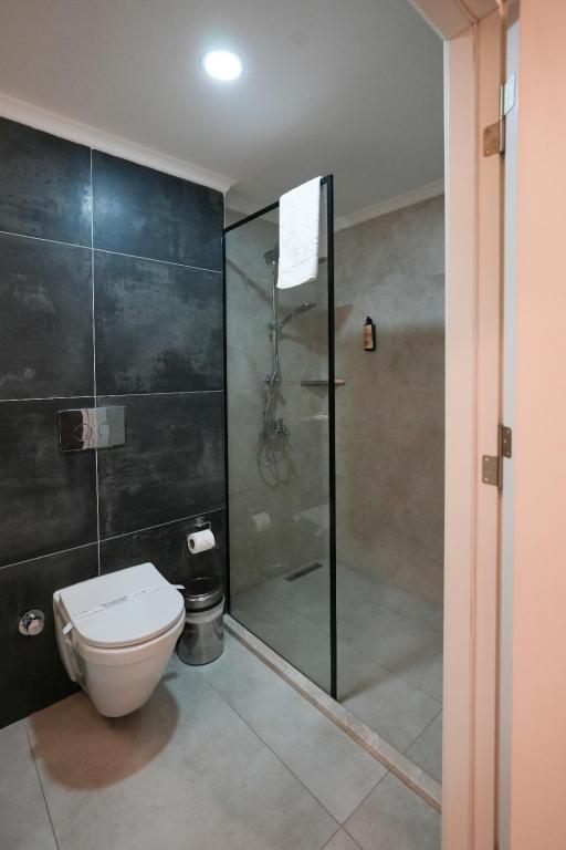 Visse Hotel — 3