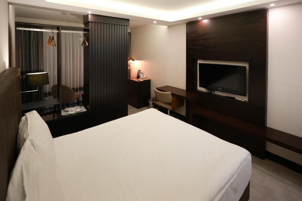 Visse Hotel — 10