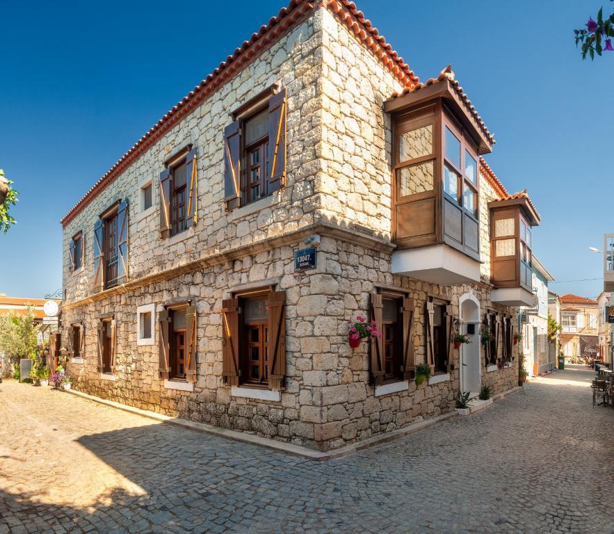 Flores Hotel Alaçatı — 2