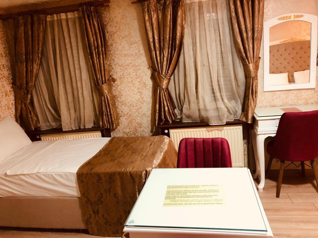 Alhambra Apart Hotel — 8