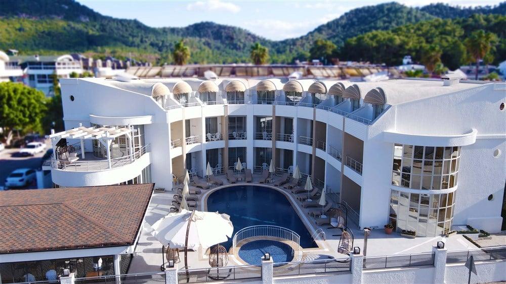 Hotel Felizya