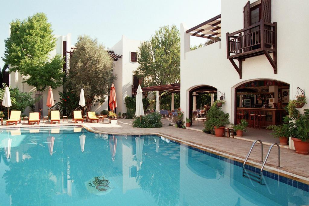 Ece Hotel Göltürkbükü