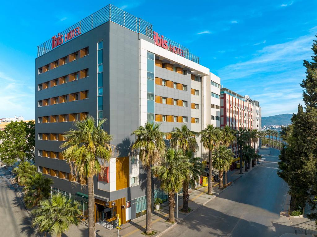 İbis İzmir Alsancak — 3