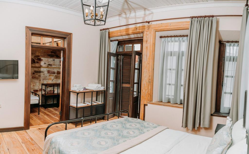 Nills Stone House Çeşme