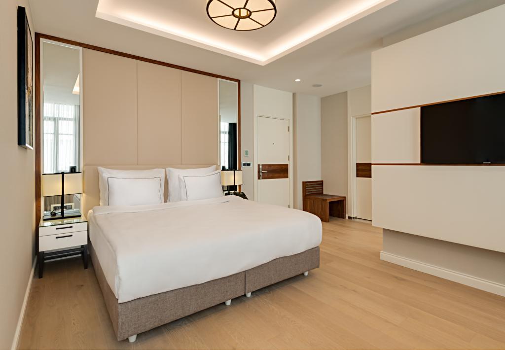 Gleam Collection Hotel — 10