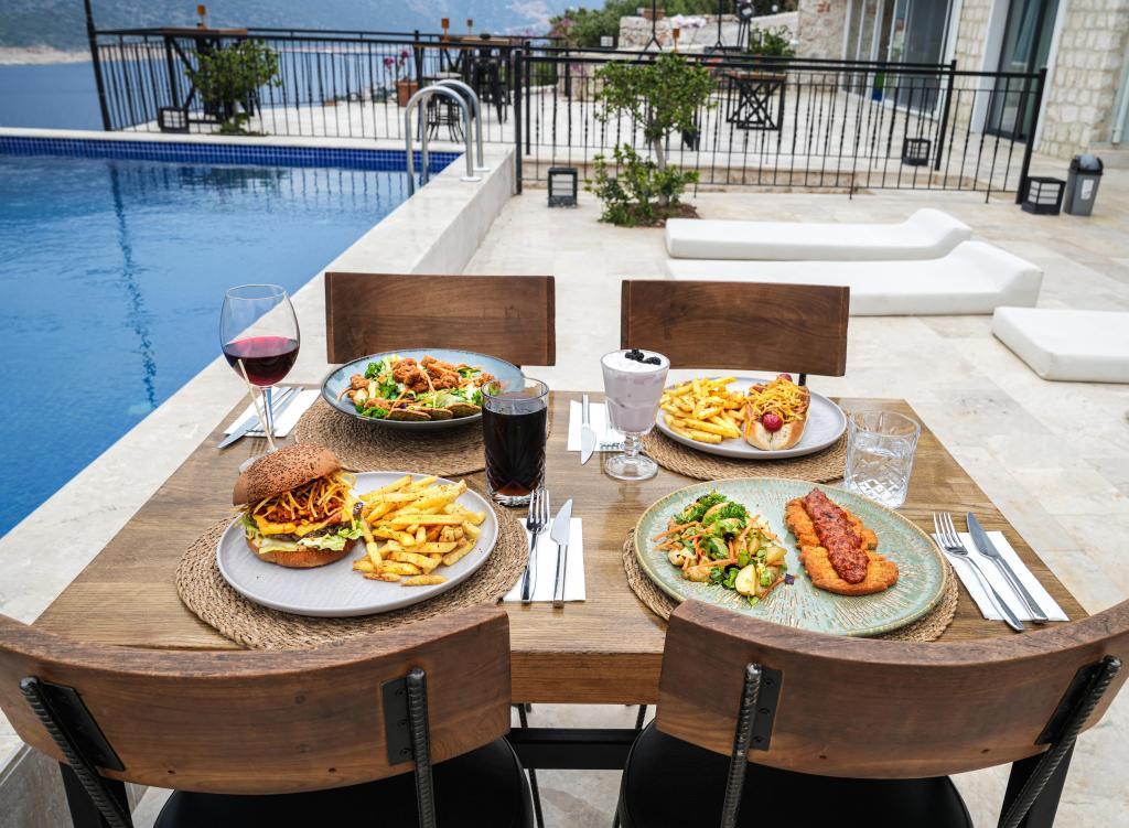 Erdi Otel Öz Halıcıoğlu — 10