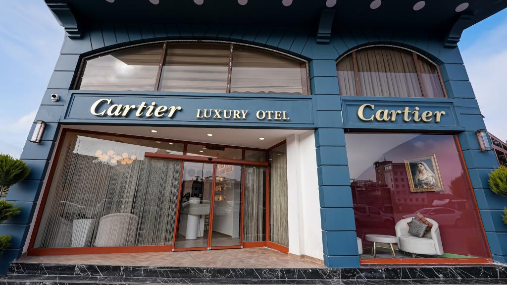 Cartier Luxury Otel — 1